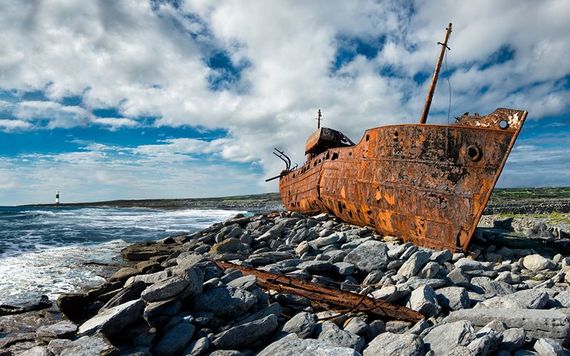 The Plassey shipwreck on Finnis Rock.