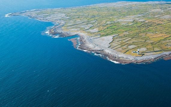 The blue waters, stone walls and forts of Inisheer.