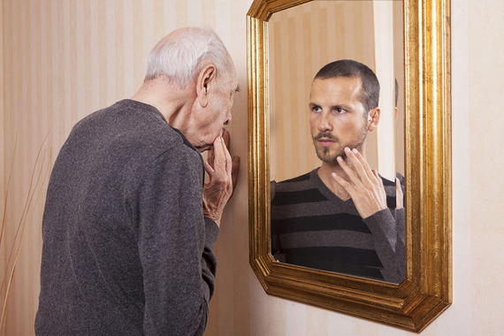What does it mean to see yourself in a dream?