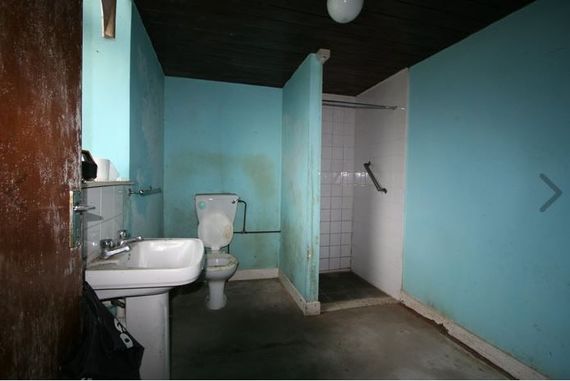 The bathroom. Image: Murtagh Bros.