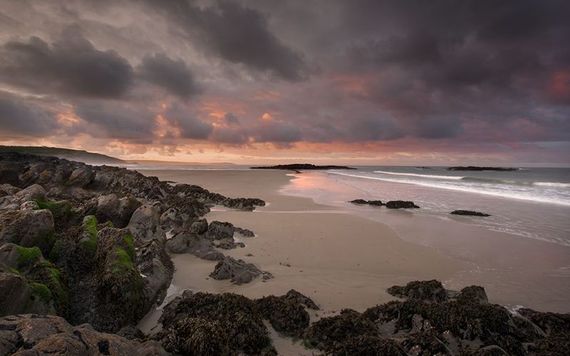 Owenahincha Beach at sunrise. Image: Tourism Ireland.