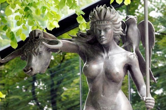 Queen Maeve statue in Dublin. (RollingNews.ie)