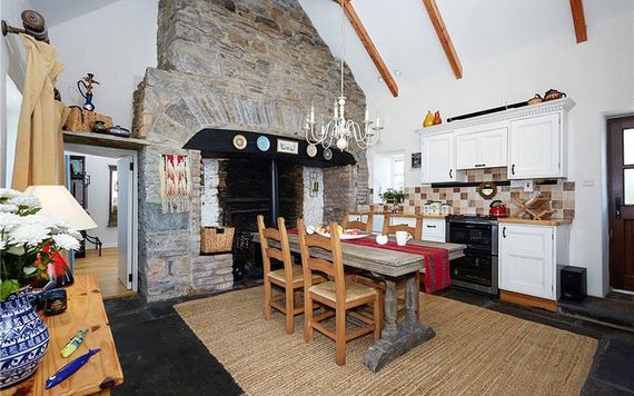 The kitchen. Image: Sherry FitzGerald McMahon