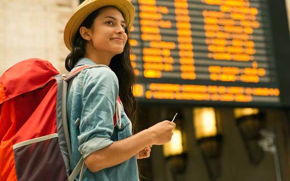 Is train the best way to see Ireland. Image: Getty. 