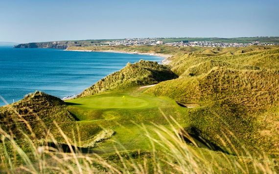 Bad weather could certainly ruin the golf and not make for the best time to visit Ireland. Image: Tourism Ireland.