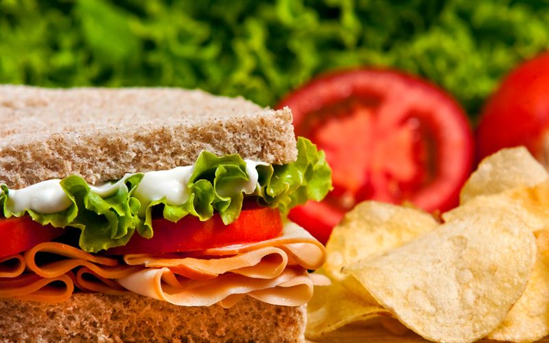 Sandwich and crisps. The perfect match.